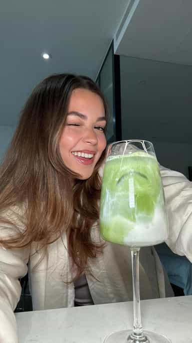 Mia